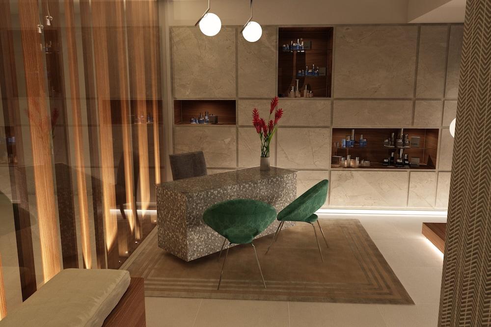 Готель Palazzo Doglio Кальярі Екстер'єр фото A 3D rendering of a kitchen